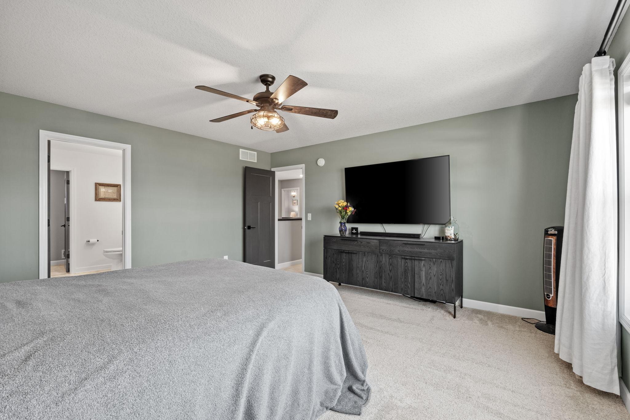 43-web-or-mls-13764 142nd Ave N-43.jpg