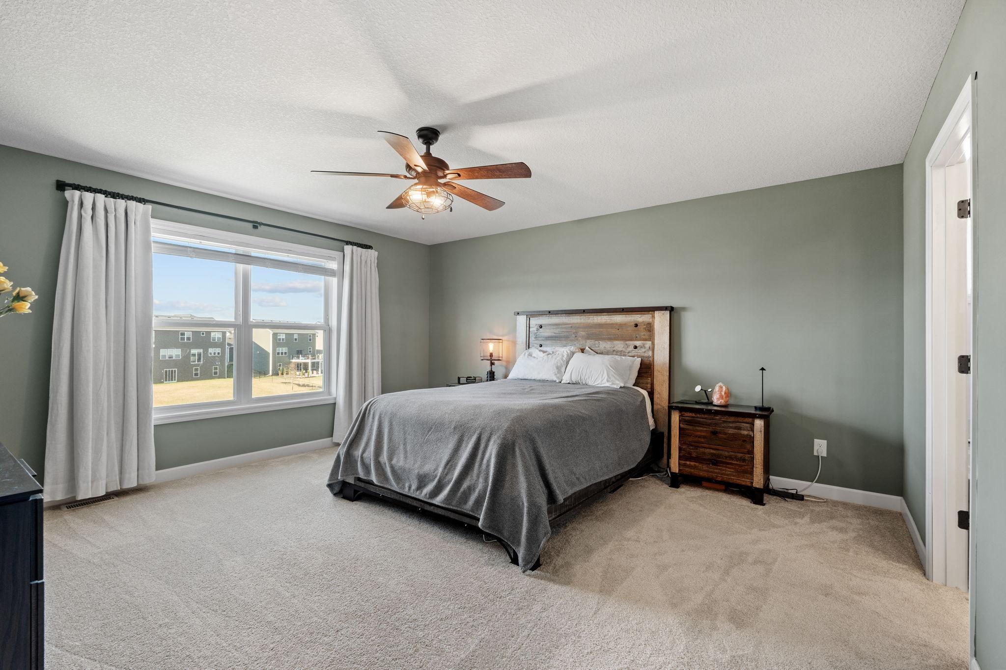 41-web-or-mls-13764 142nd Ave N-41.jpg