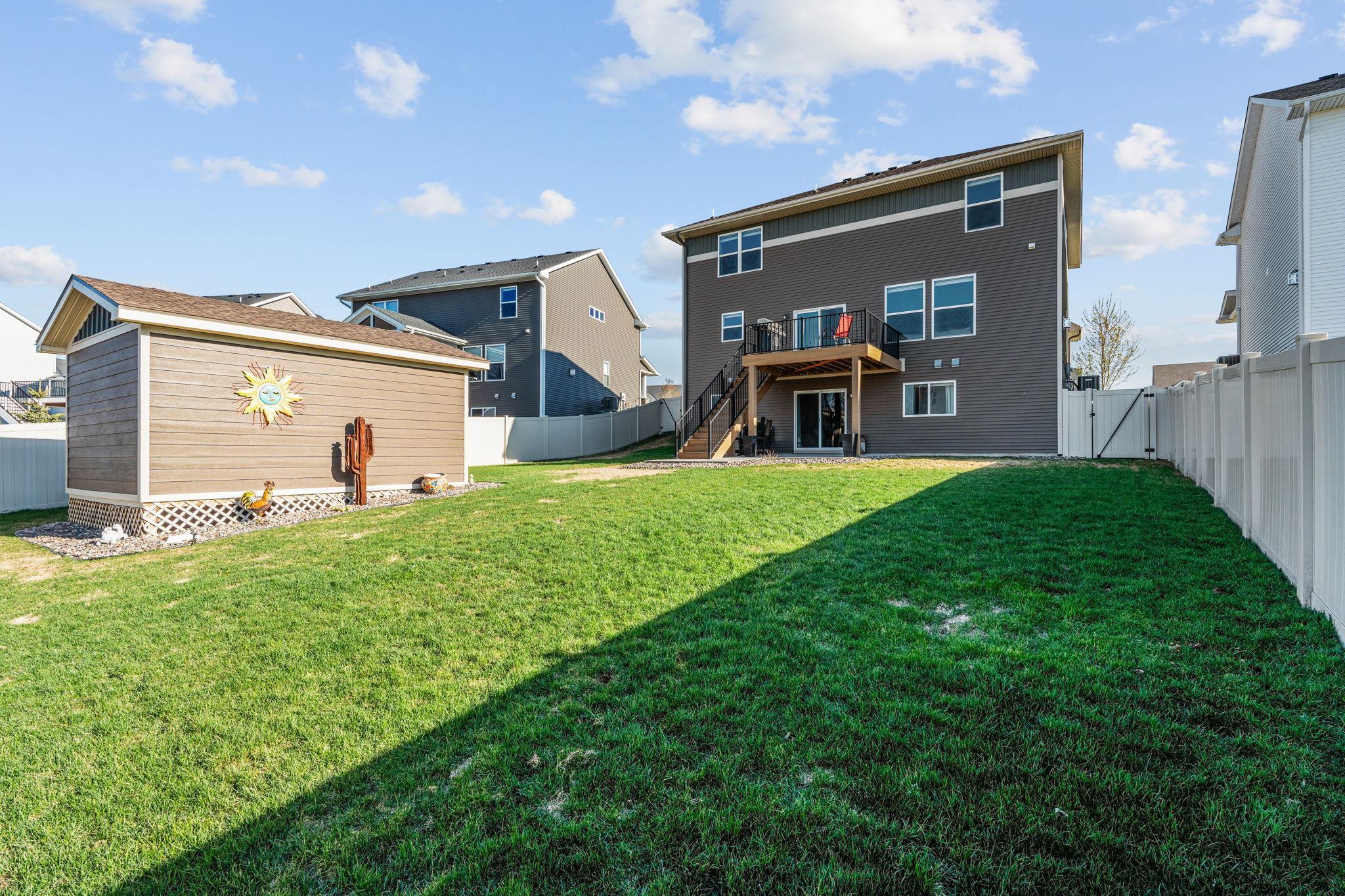 6-web-or-mls-13764 142nd Ave N-6.jpg