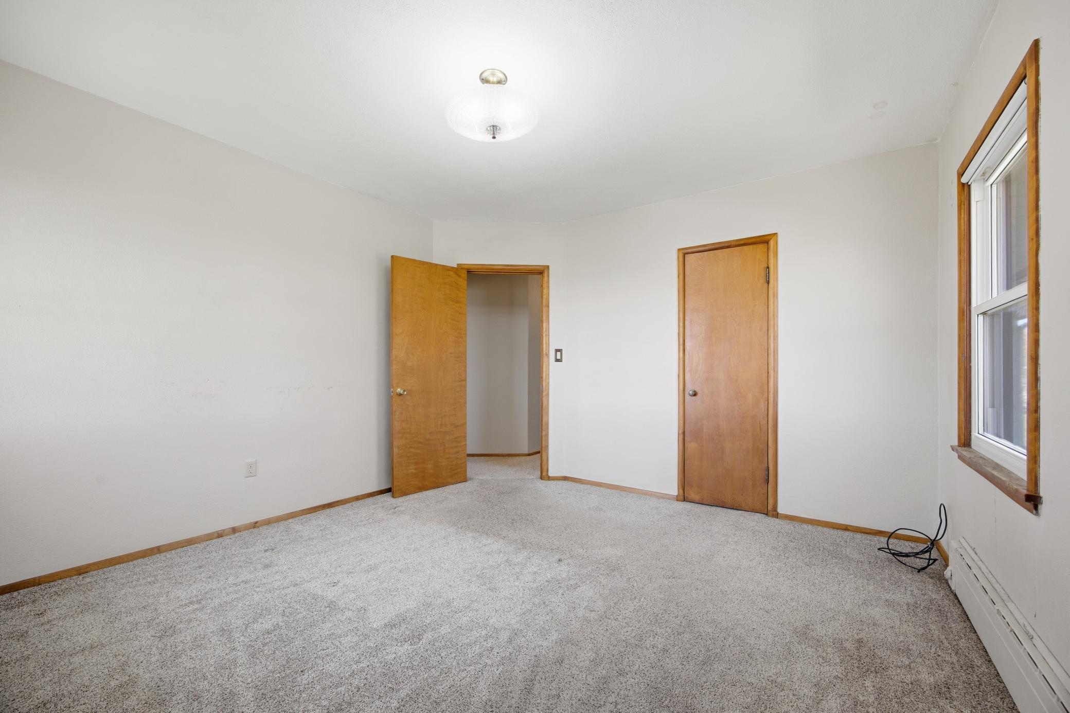 Bedroom 1 - Main Level