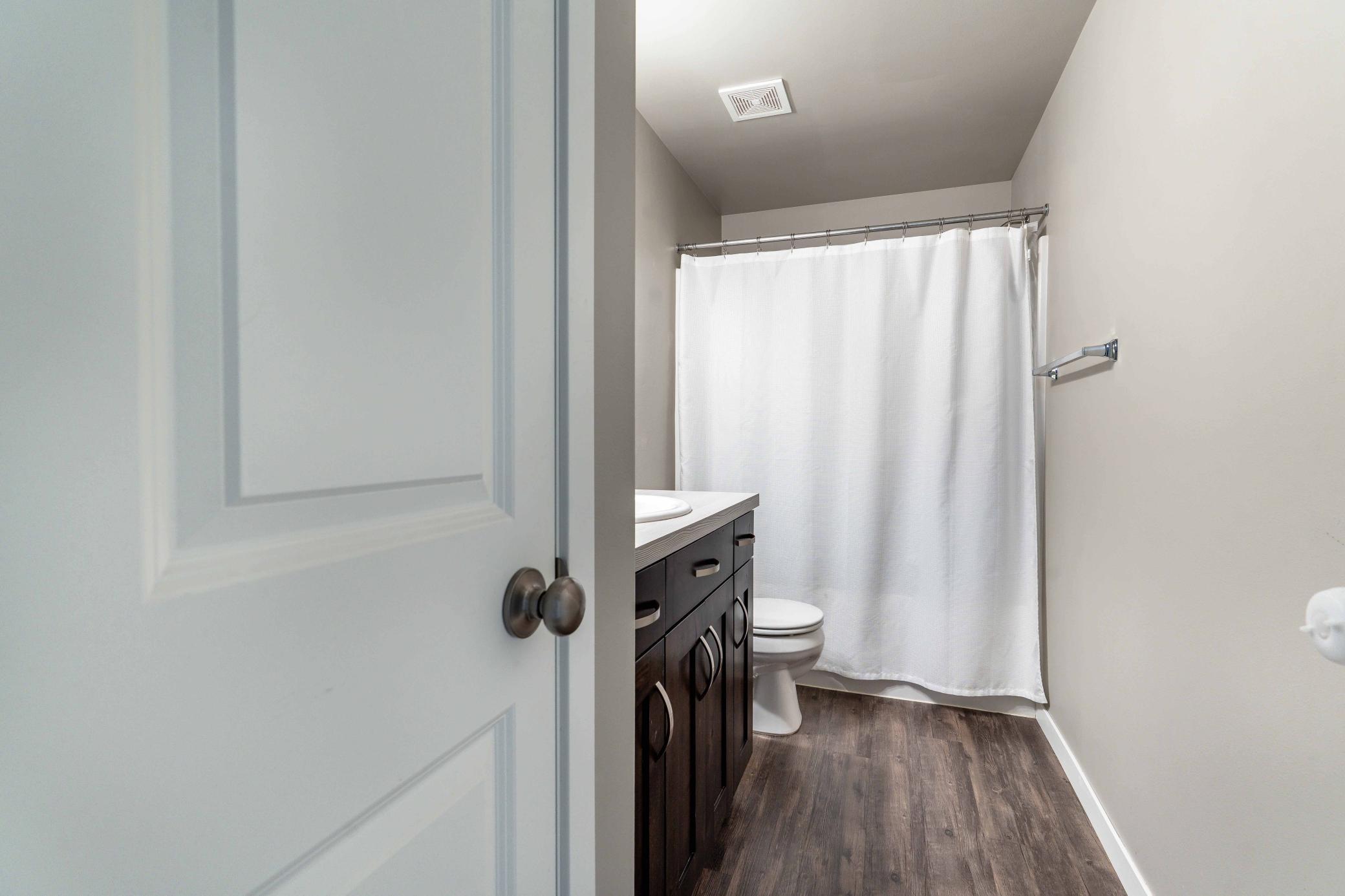 6039 60th Ave S Fargo-221.jpg