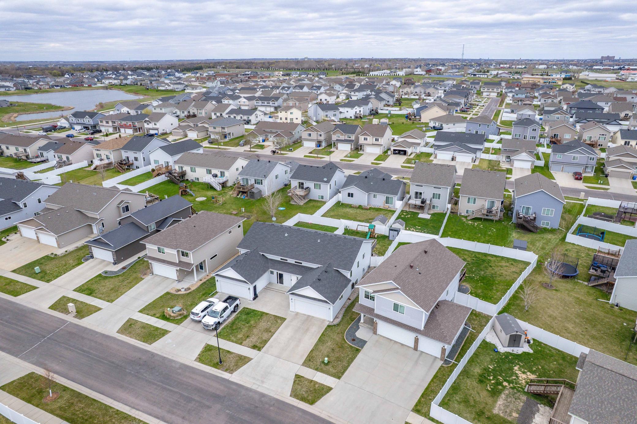 6039 60th Ave S Fargo-303.jpg