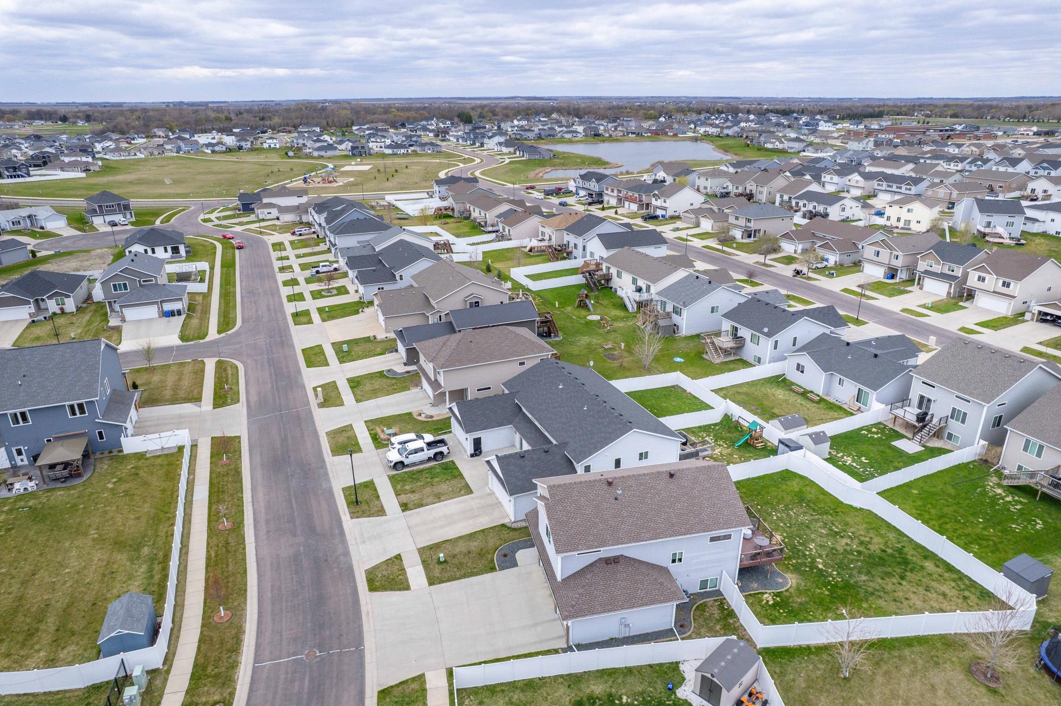 6039 60th Ave S Fargo-304.jpg