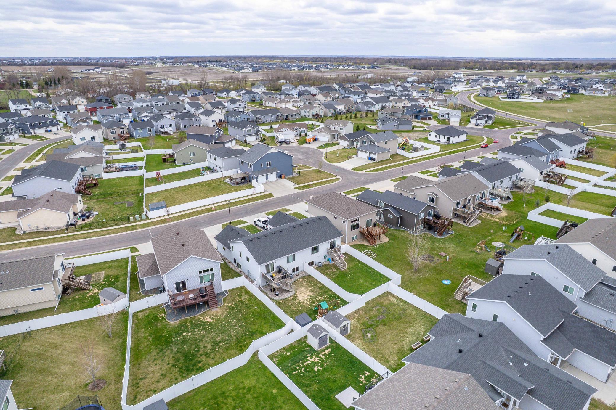 6039 60th Ave S Fargo-306.jpg