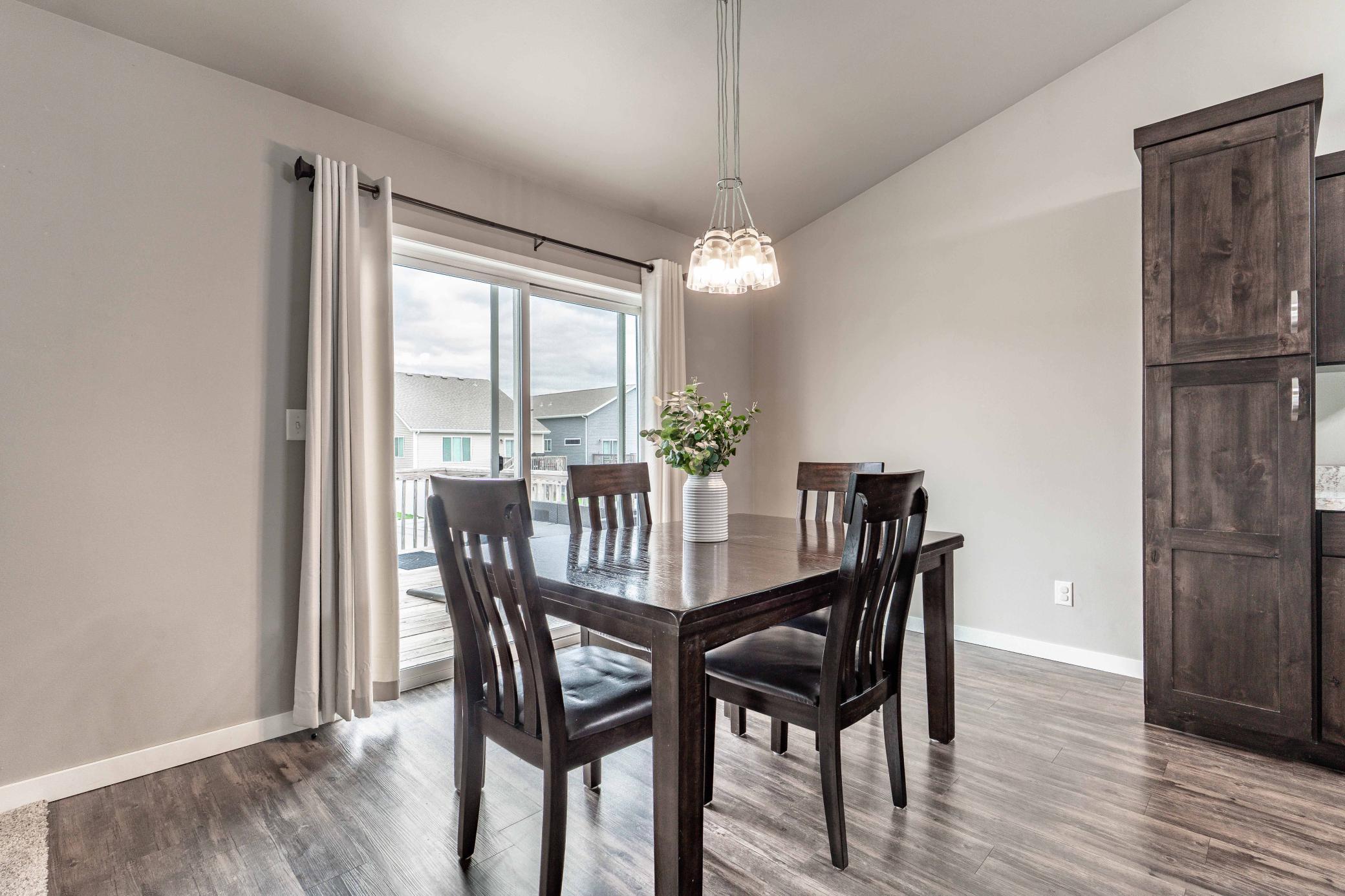 6039 60th Ave S Fargo-207.jpg