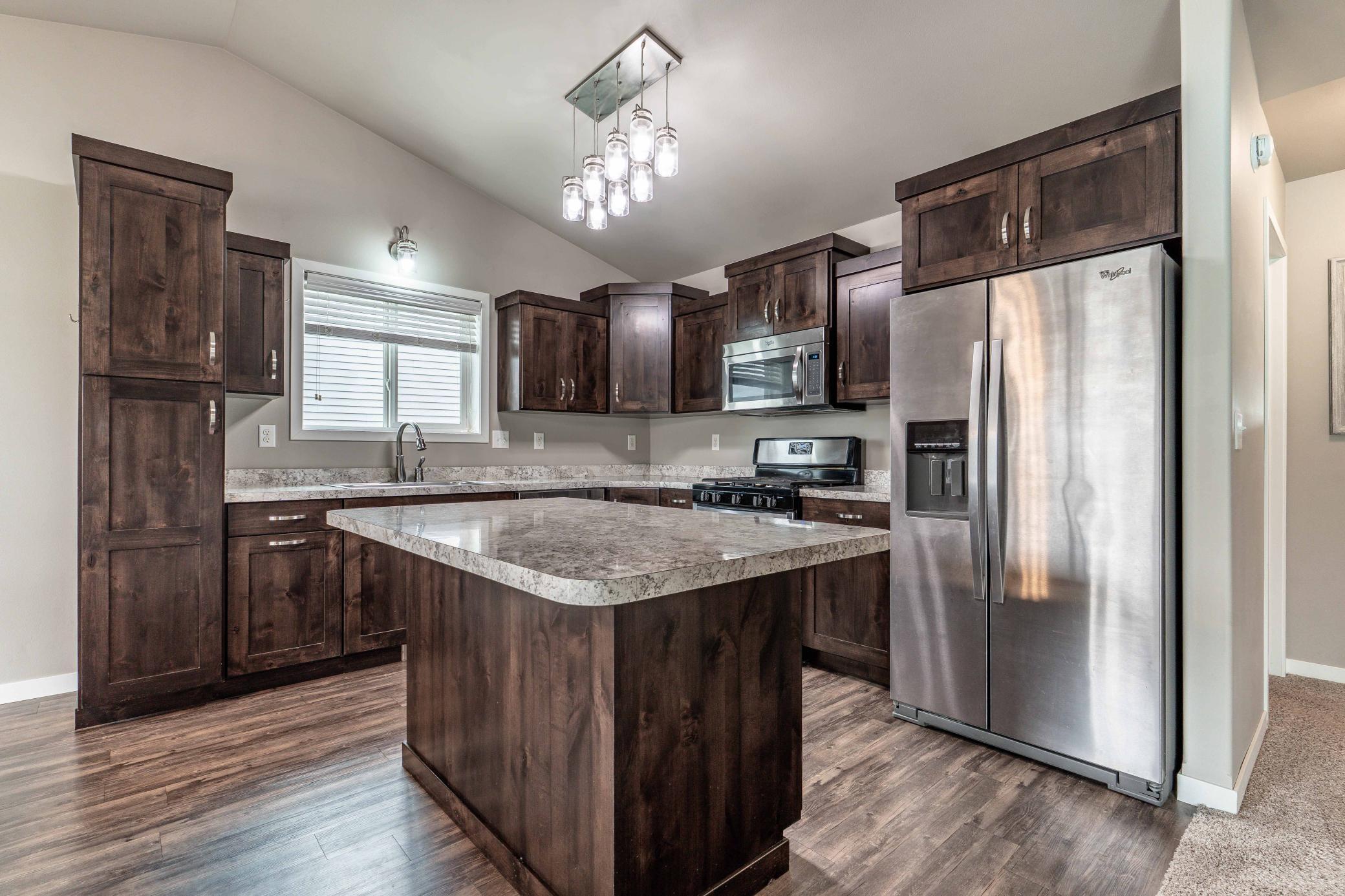 6039 60th Ave S Fargo-208.jpg