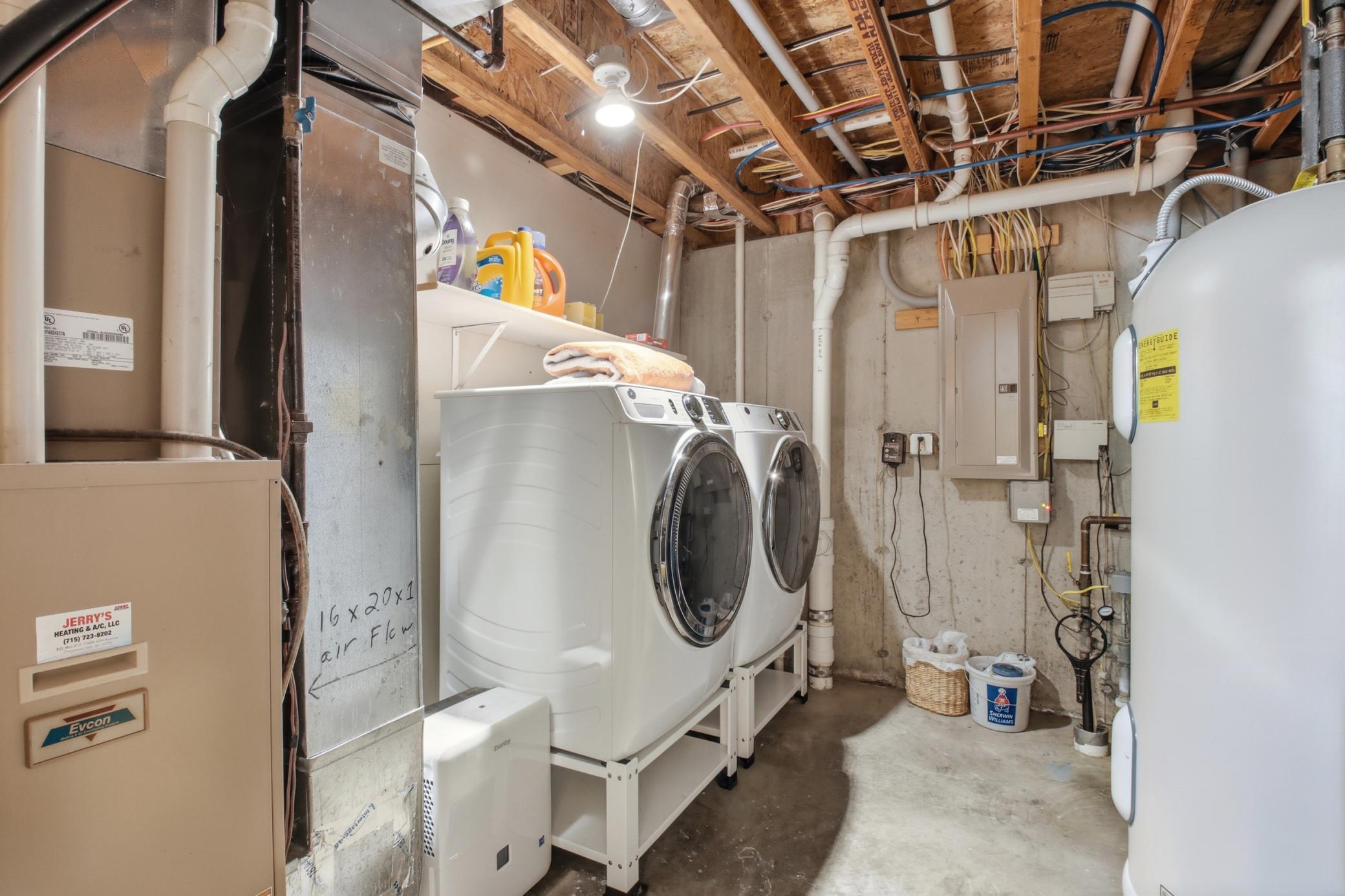 38_36-8 ave, cameron.jpg