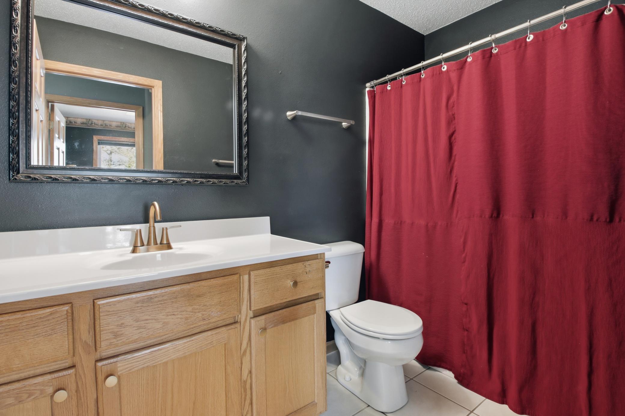 35_31-8 ave, cameron.jpg