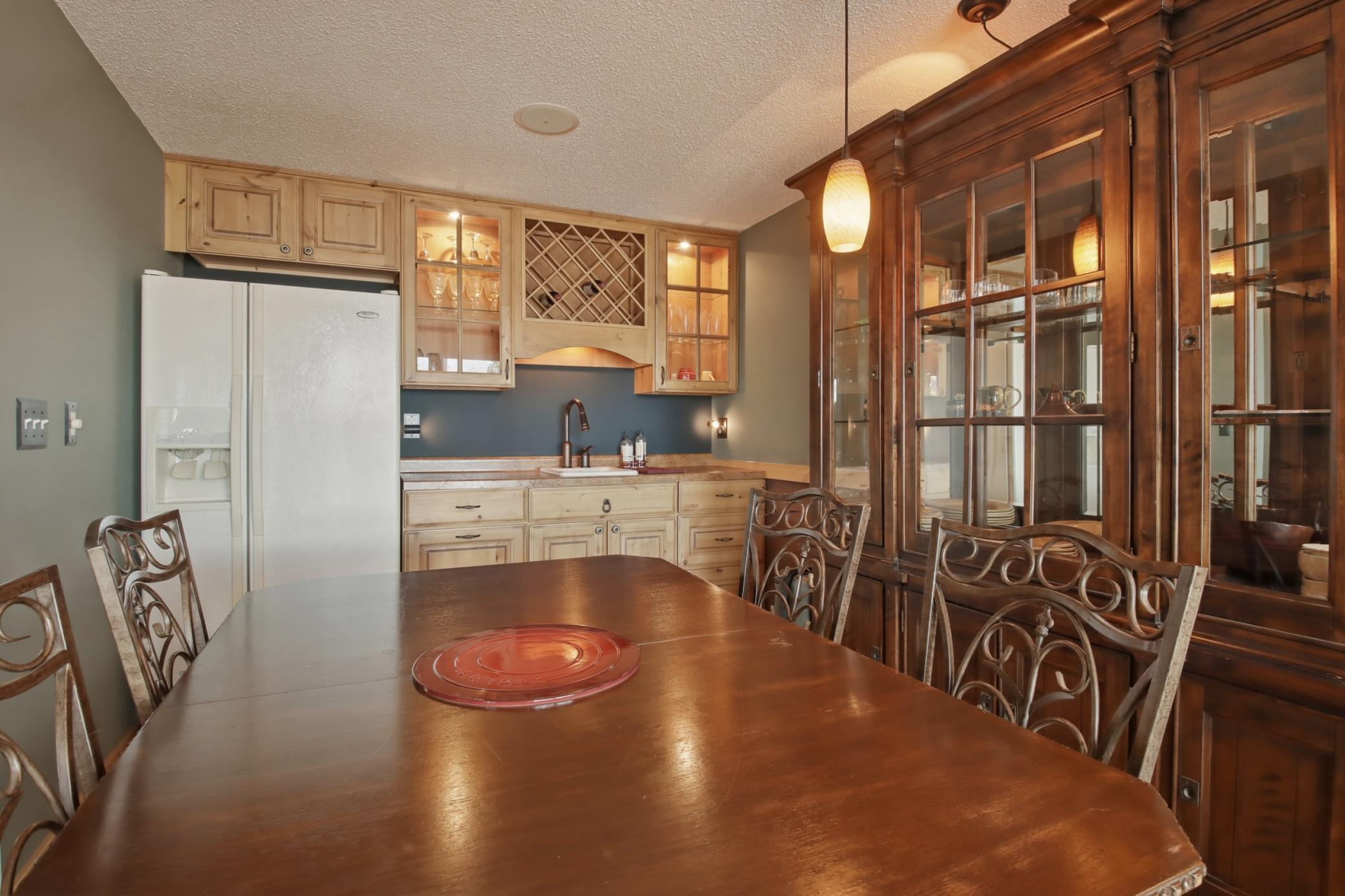 20_11-8 ave, cameron.jpg