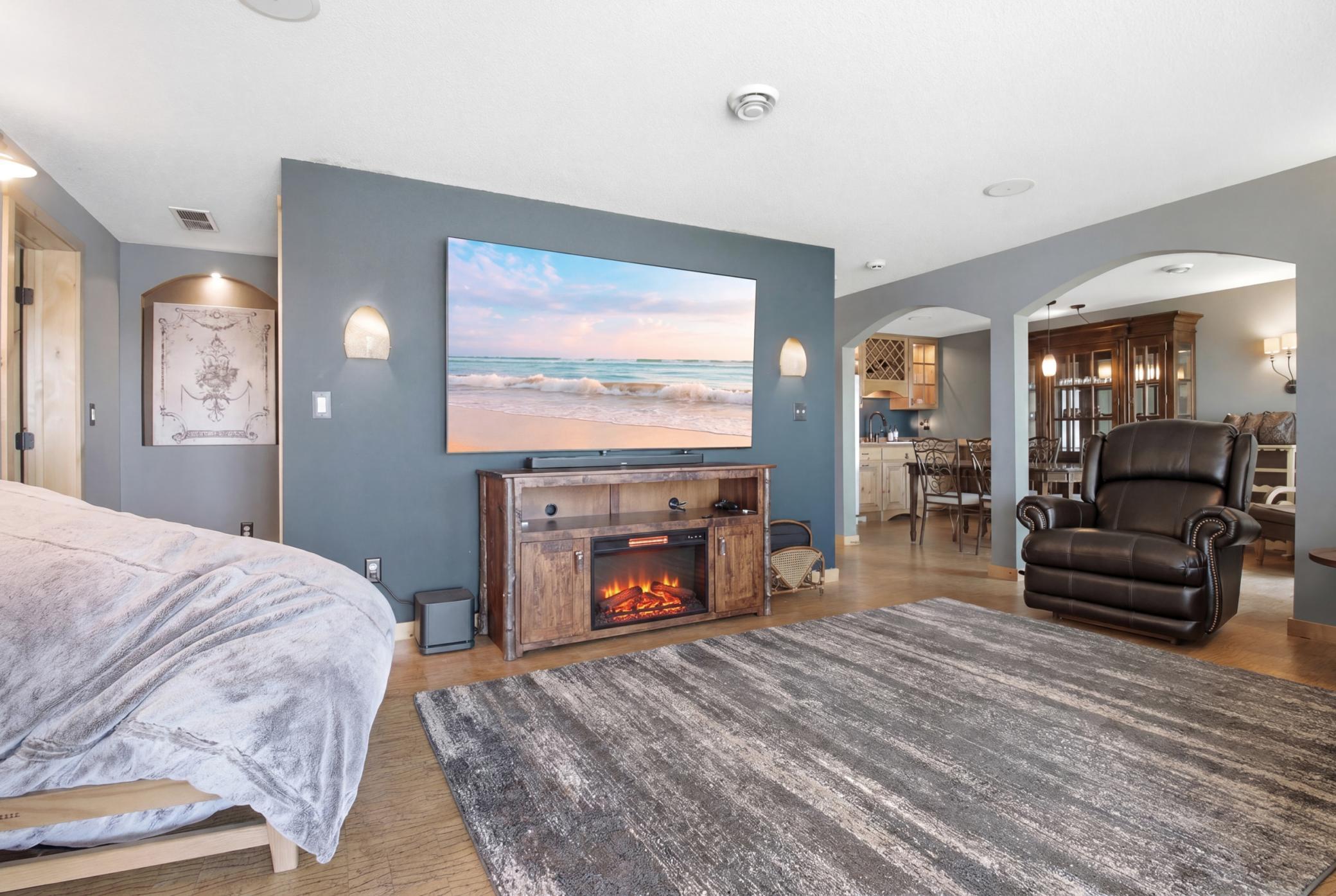 9_04-8 ave, cameron.jpg