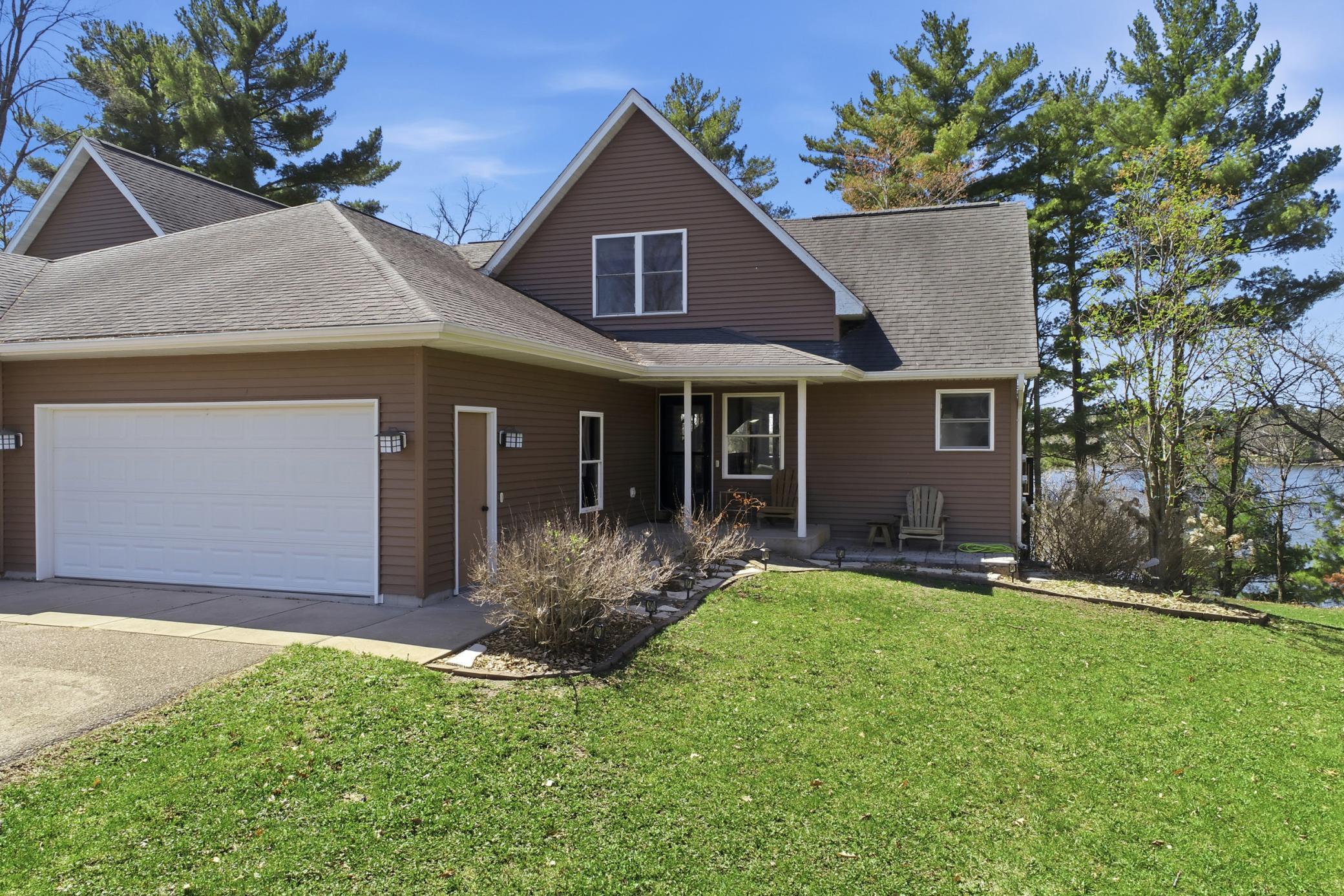 1_01-8 ave, cameron.jpg