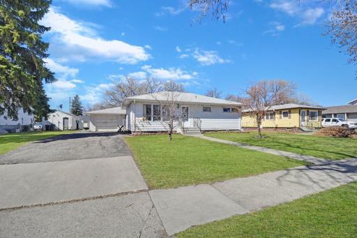 706 26 Street N, Fargo, ND 58102