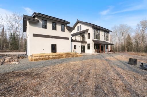 5140 Lakewood Road, Duluth, MN 55804