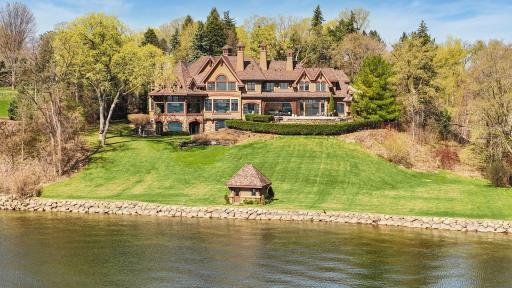 358 Ferndale Road S, Wayzata, MN 55391