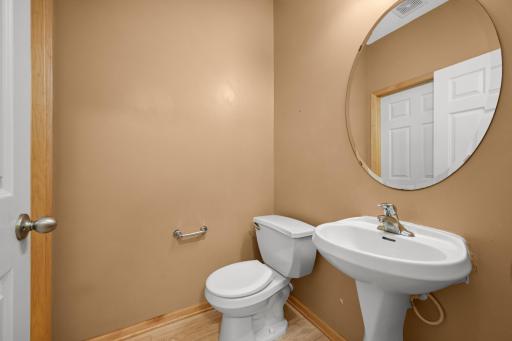3049 Chamberlain Street N, 6, Saint Paul, MN 55109