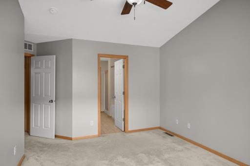 3049 Chamberlain Street N, 6, Saint Paul, MN 55109