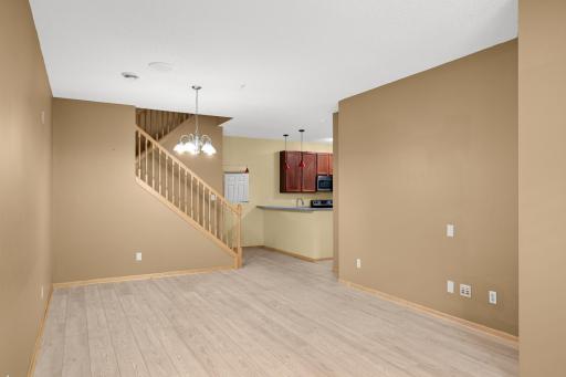 3049 Chamberlain Street N, 6, Saint Paul, MN 55109