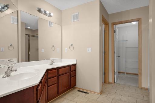 3049 Chamberlain Street N, 6, Saint Paul, MN 55109