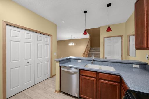 3049 Chamberlain Street N, 6, Saint Paul, MN 55109