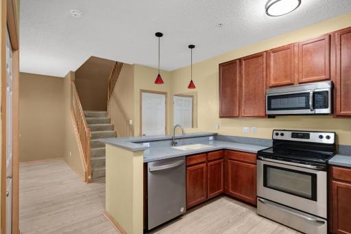3049 Chamberlain Street N, 6, Saint Paul, MN 55109