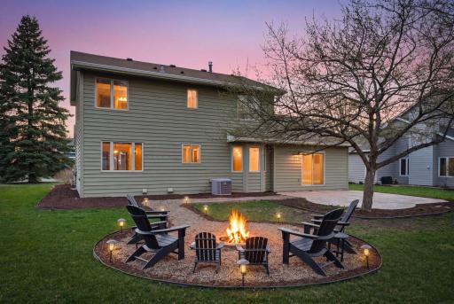 8361 W Lake Drive, Chanhassen, MN 55317