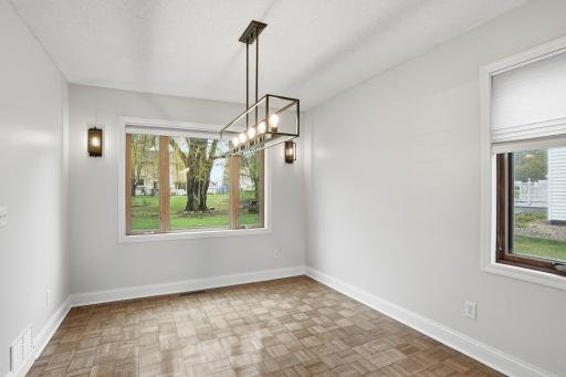 8361 W Lake Drive, Chanhassen, MN 55317
