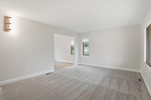 8361 W Lake Drive, Chanhassen, MN 55317