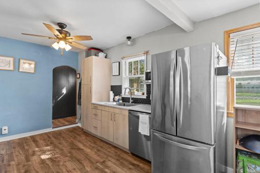 1291 Mackubin Street, Saint Paul, MN 55117