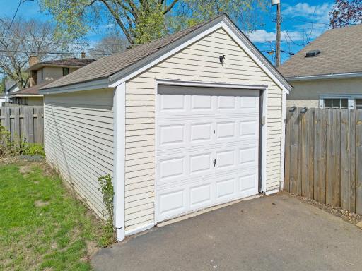 1291 Mackubin Street, Saint Paul, MN 55117