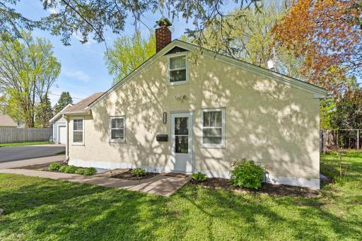 1291 Mackubin Street, Saint Paul, MN 55117