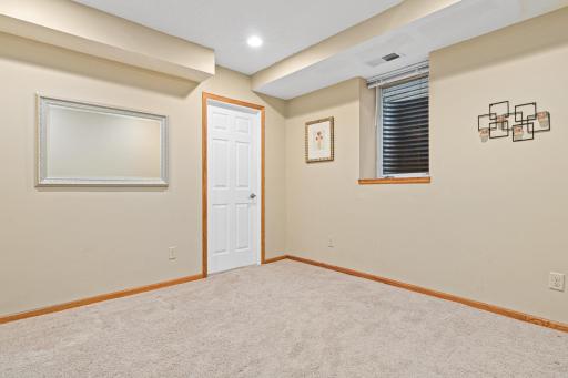 215 9th Avenue N, South Saint Paul, MN 55075