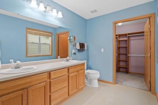 215 9th Avenue N, South Saint Paul, MN 55075