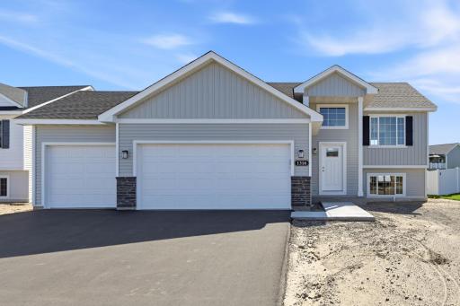 1316 Woods Road NE, Isanti, MN 55040