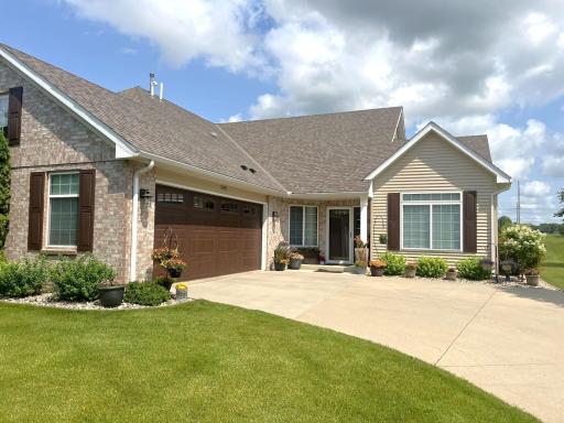 2509 7th Avenue SE, Willmar, MN 56201