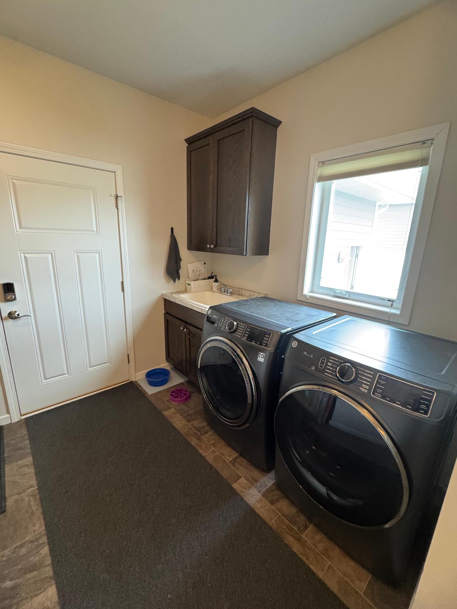 Main floor Laundry/Mud Roo,