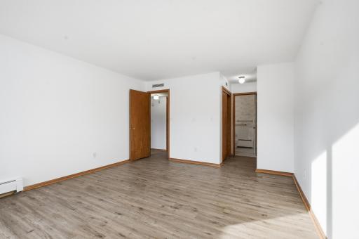 38-print-2200 Midland Grove Rd 210-30.jpg
