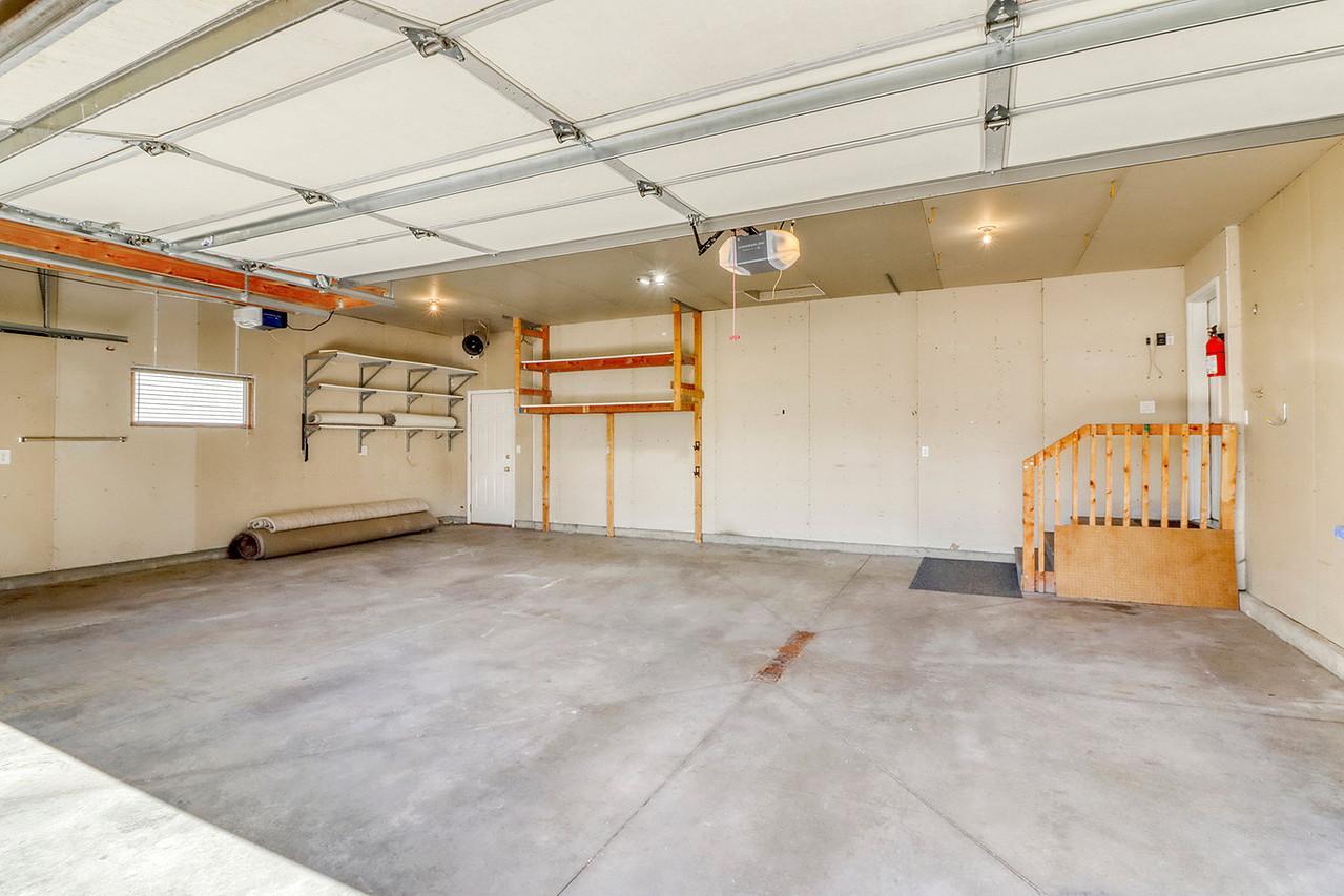Garage w/ two openers