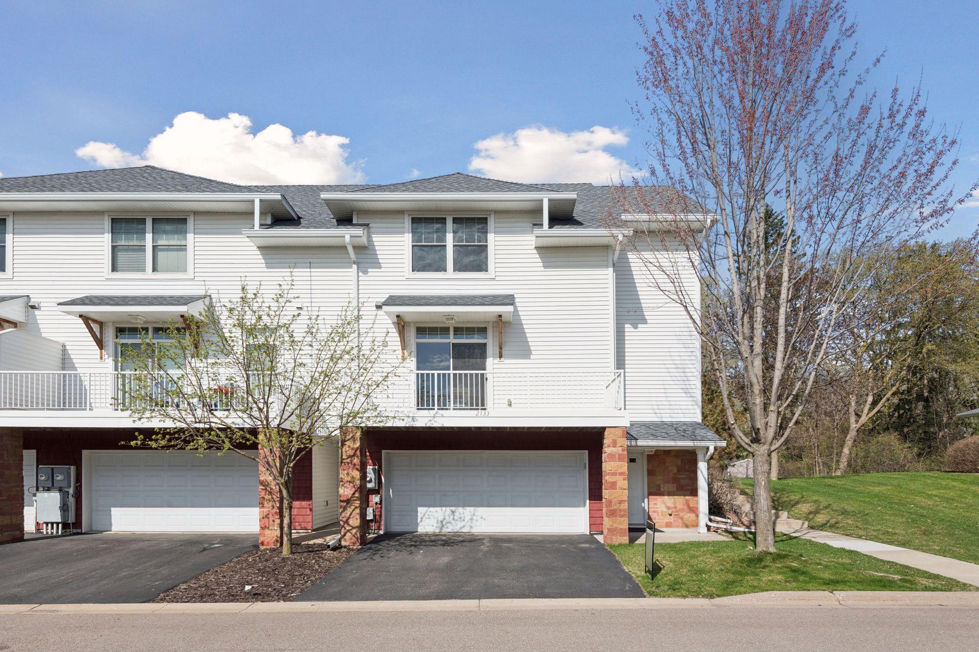 2133 Village Trail - Spacecrafting - 0003.jpg