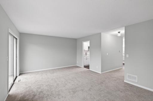 7433 142nd Street Court, Apple Valley, MN 55124