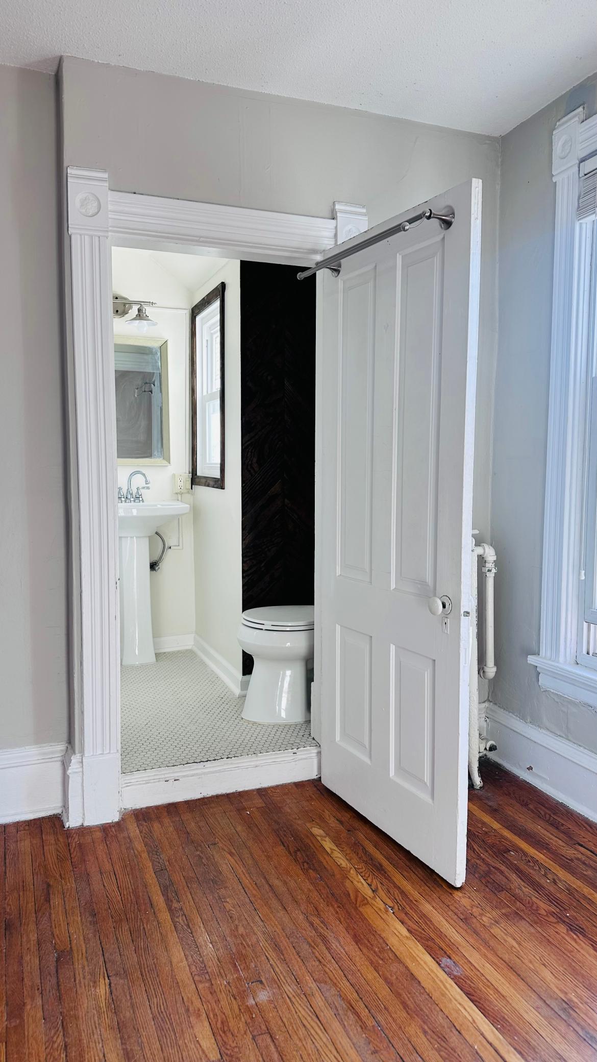 Attached bathroom on the 1st upstairs bedroom