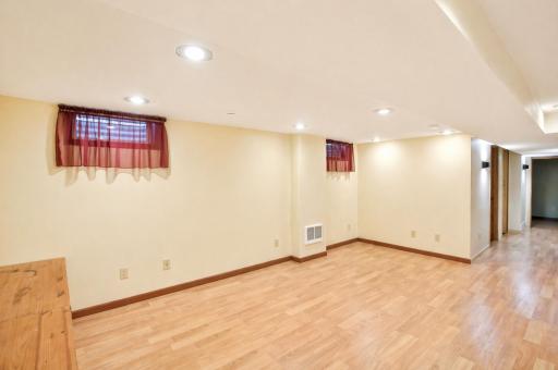 1118 1st Street NE, Rochester, MN 55906