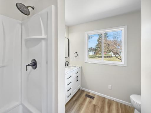1008 24th Avenue S, Fargo, ND 58103