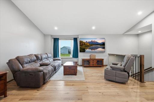 04-Living Room.jpg