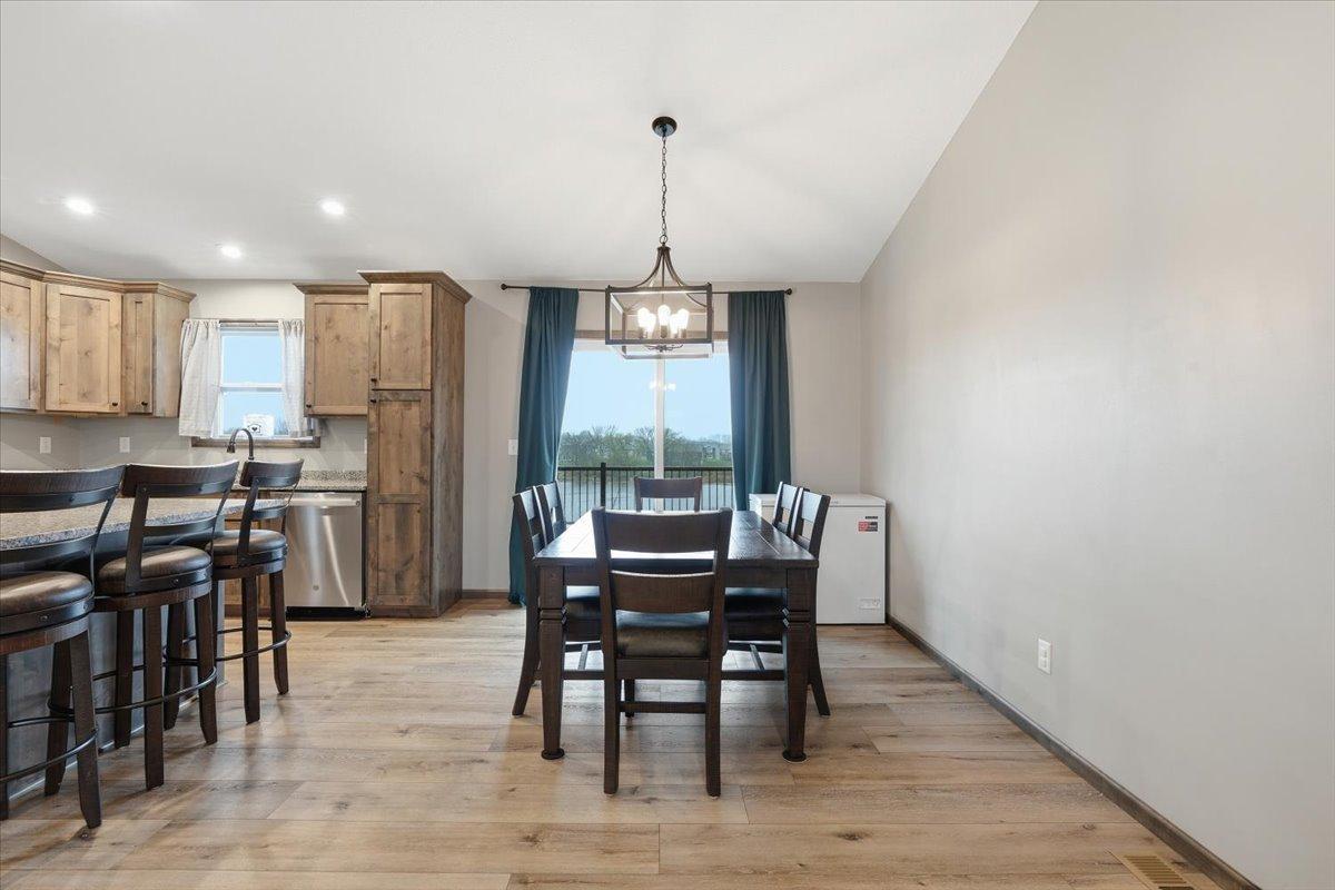 11-Kitchen & Dining.jpg