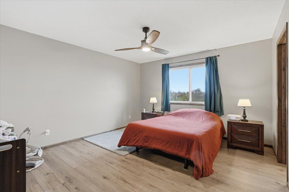12-Primary Bedroom.jpg