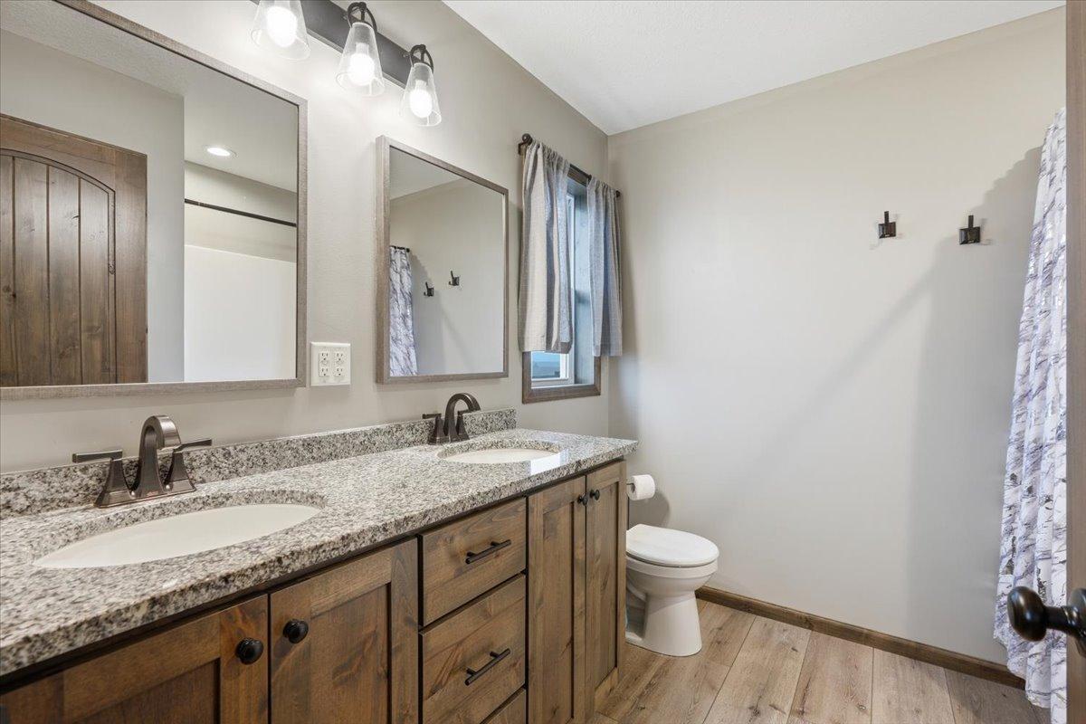 14-Primary Bathroom 1.jpg