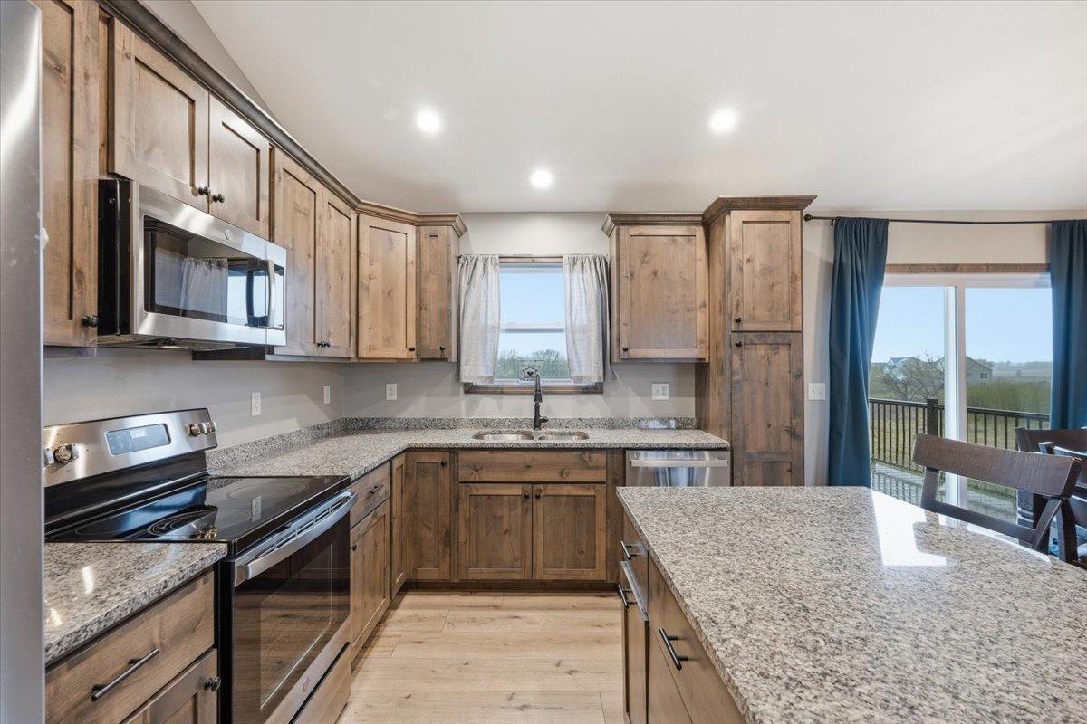09-Kitchen