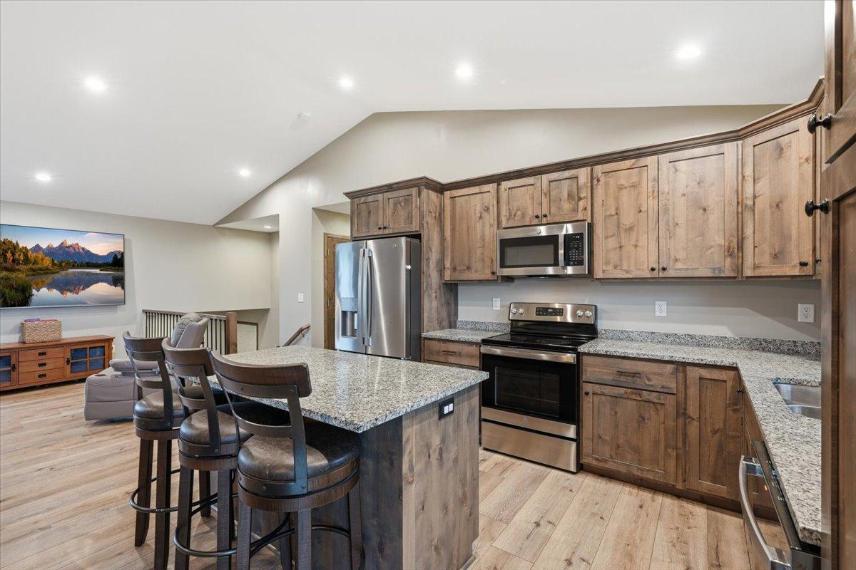 10-Kitchen