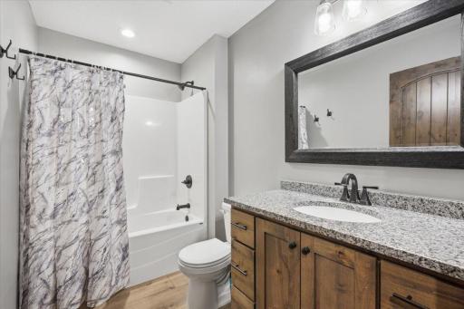 17-Main Bathroom