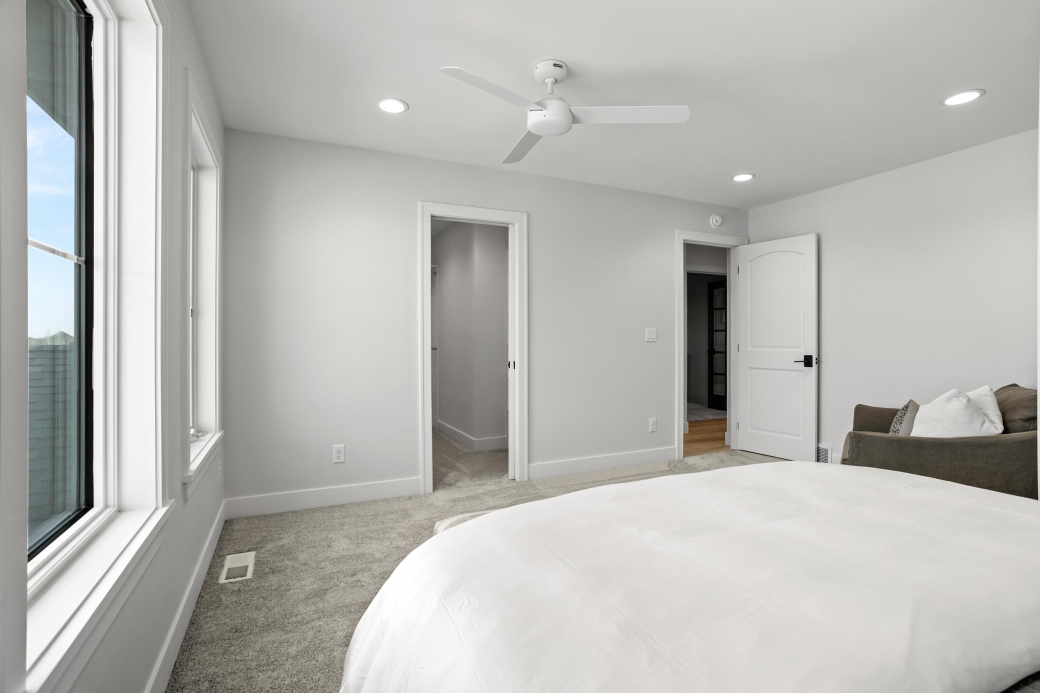 2426 McLeod Dr W West Fargo